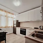Rino\'S Apartment